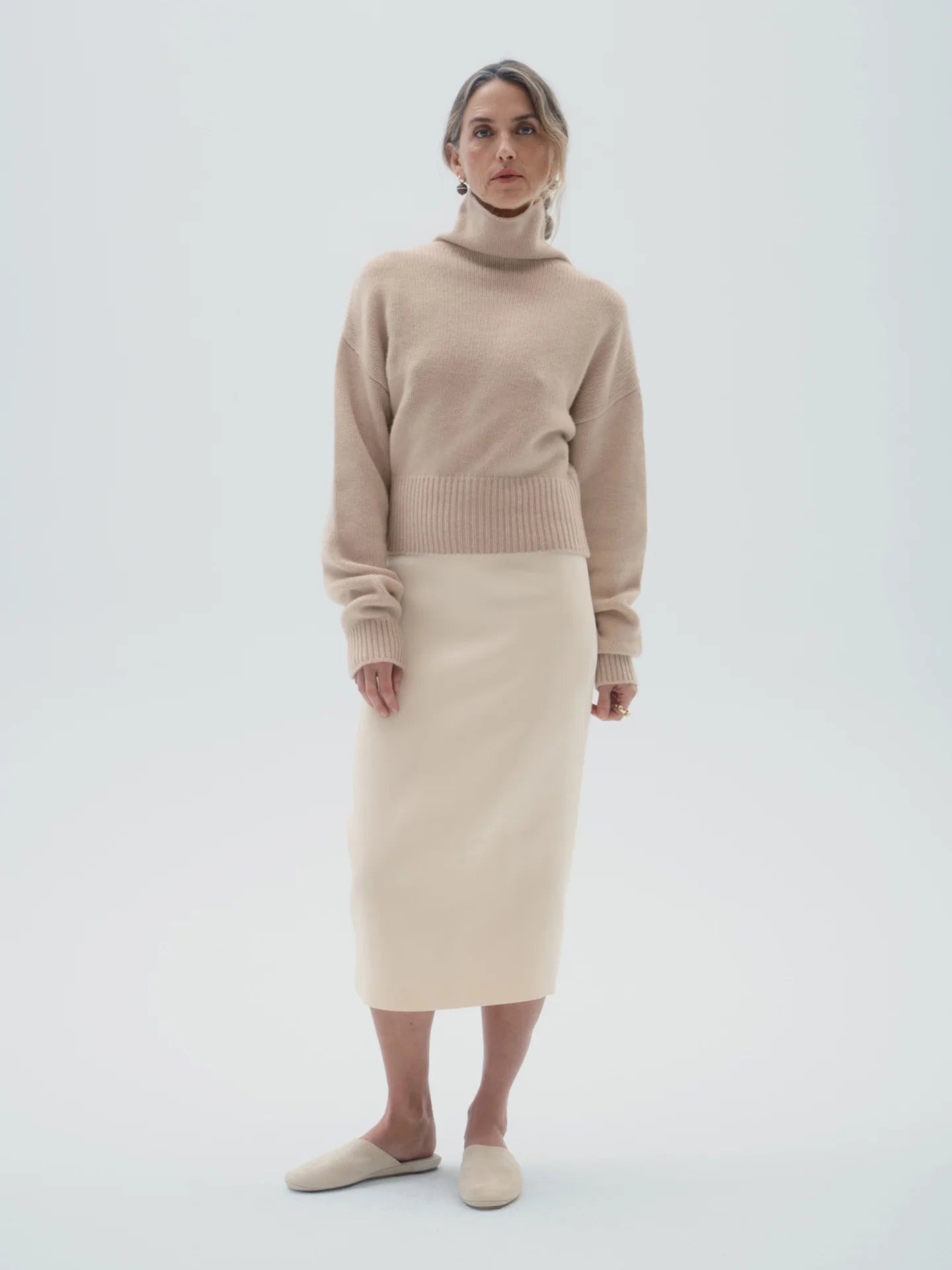 Fira Skirt in Wool Silk