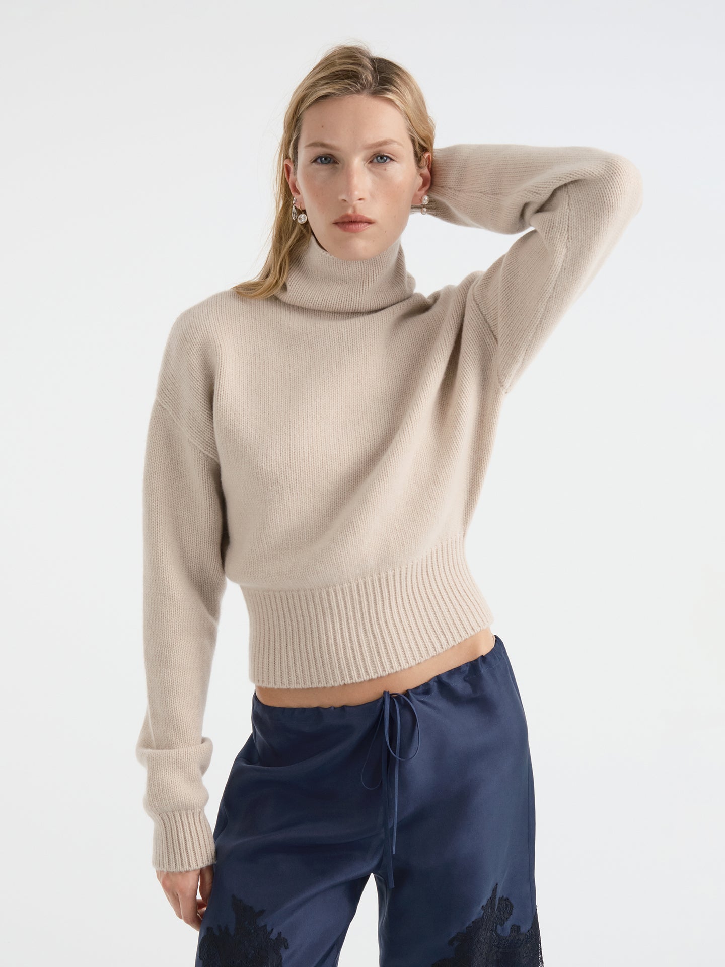Herve Sweater in Cashmere - AFLALO