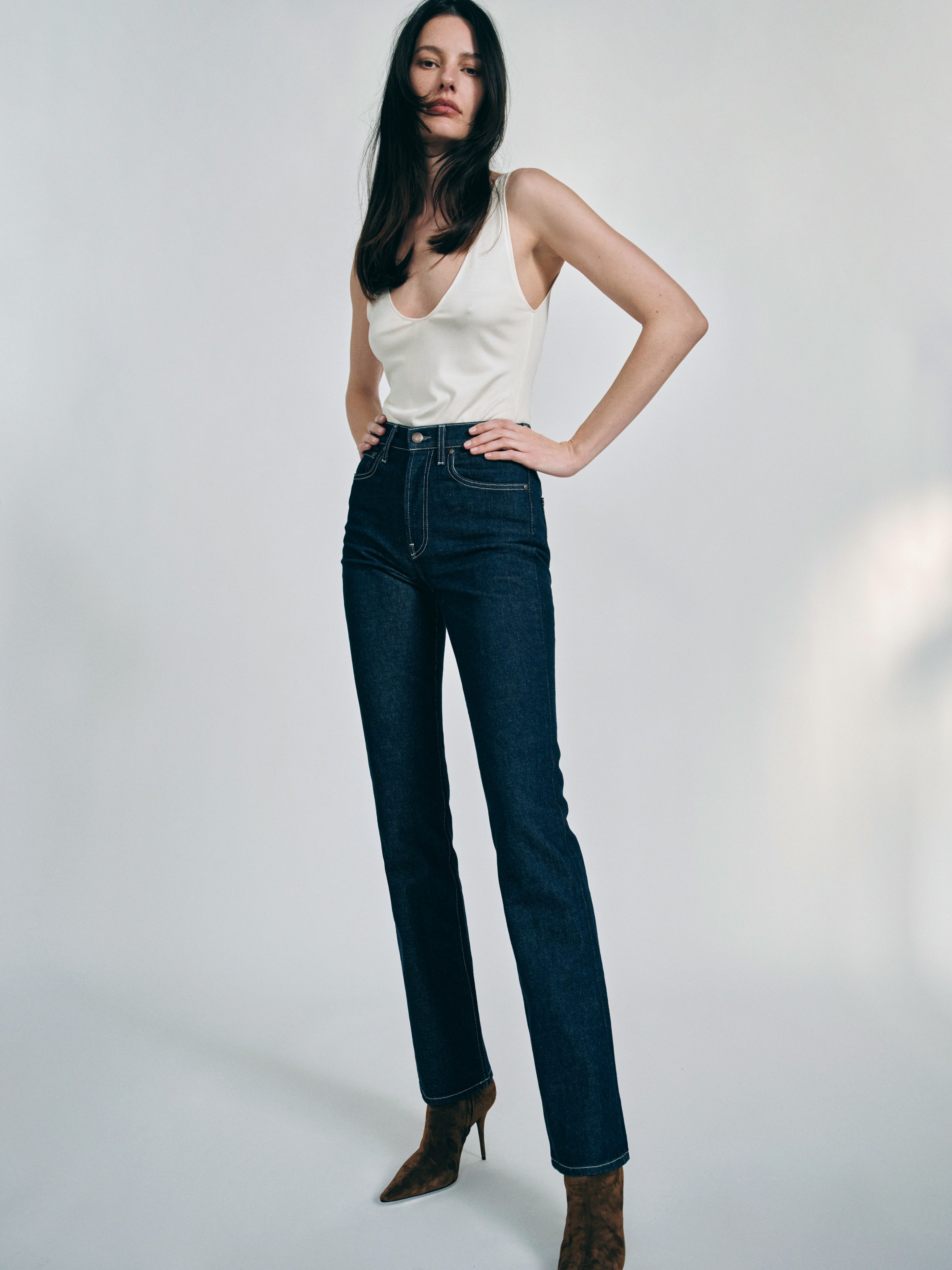 AFLALO Miller Jean – Deep Rinse Stretch Denim - Model Front