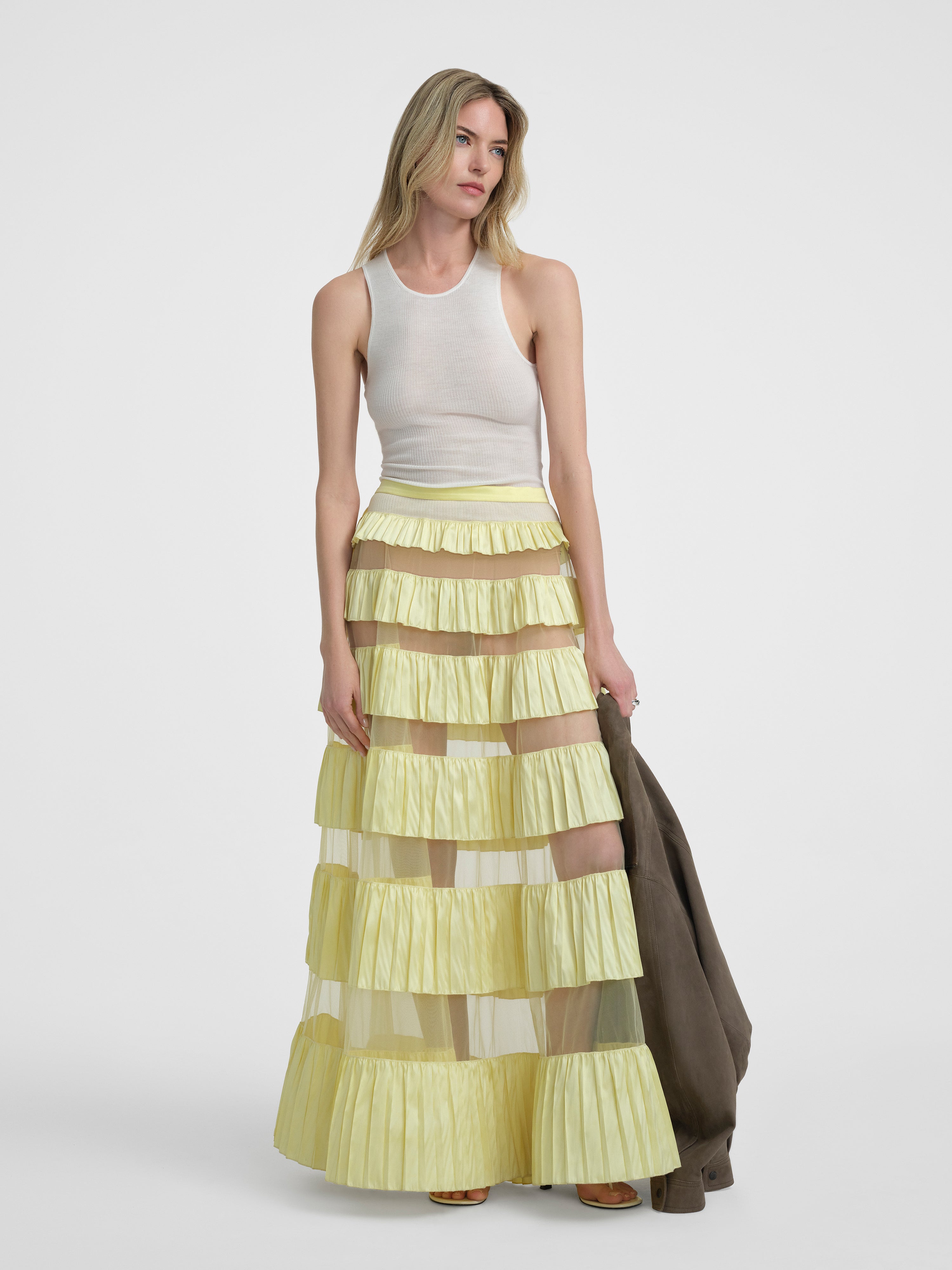 AFLALO Xorina Skirt in Mesh – Butter - Model Front