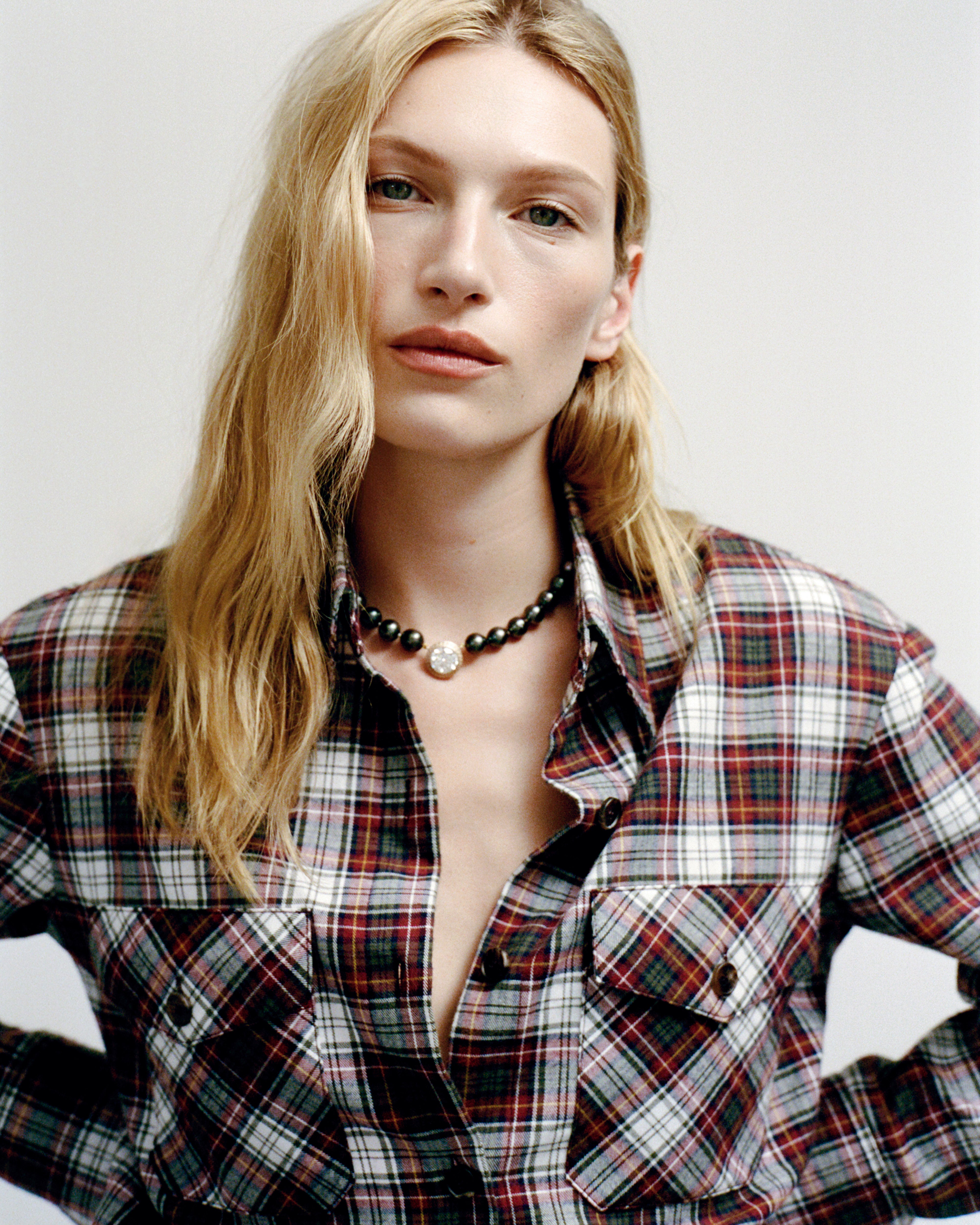 Tahitian Oracle Strand Necklace in Gold