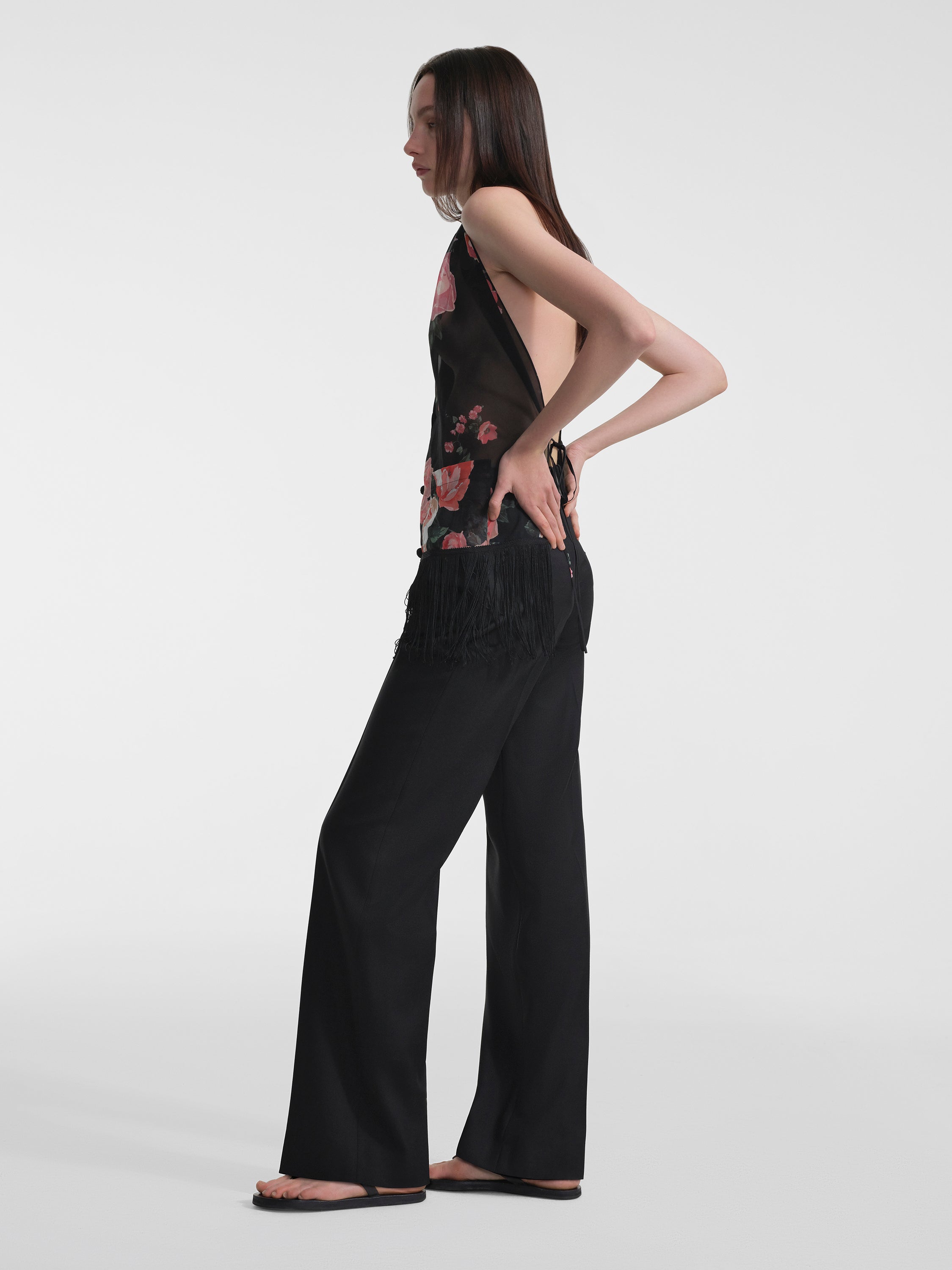 AFLALO Alere Top in Silk – Bonica Rose - Model Side