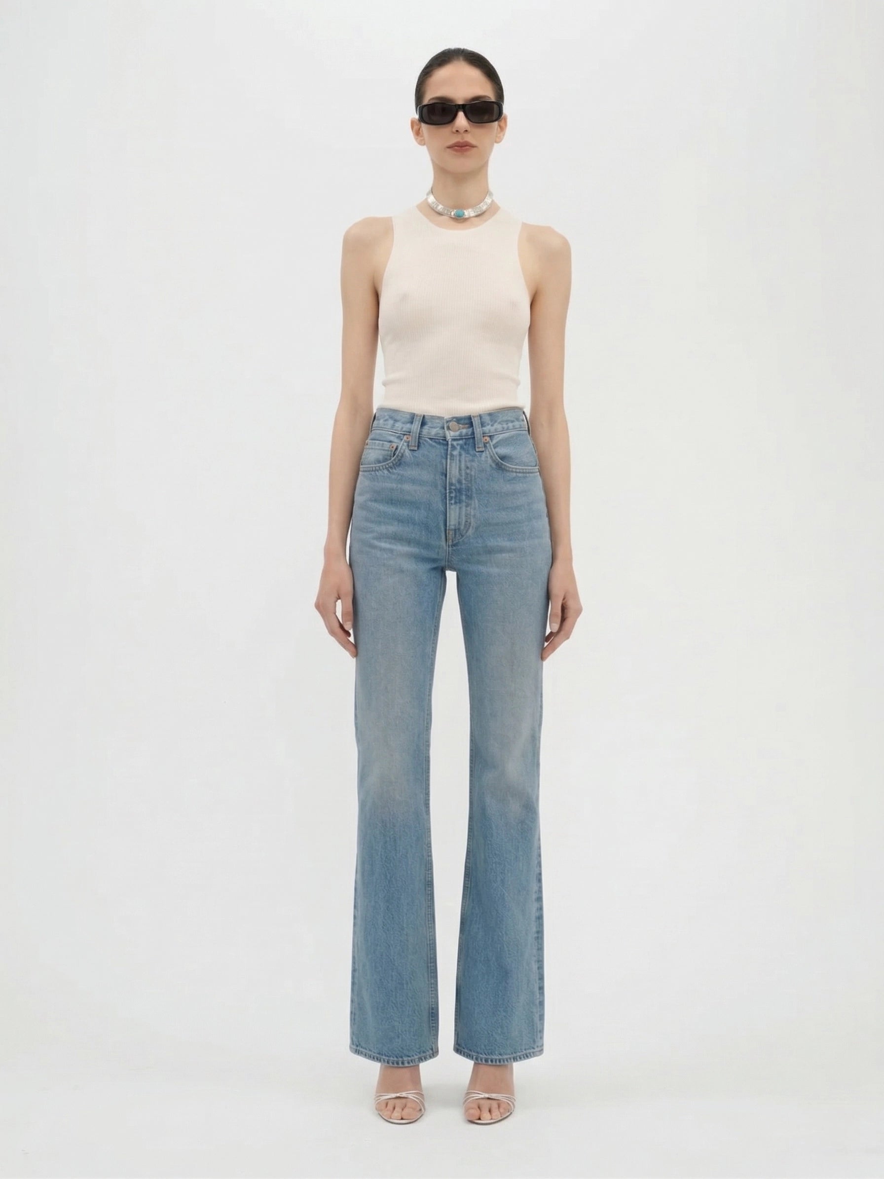 AFLALO Brontë Jean – Country Mesa Rigid Denim - Model Front 2