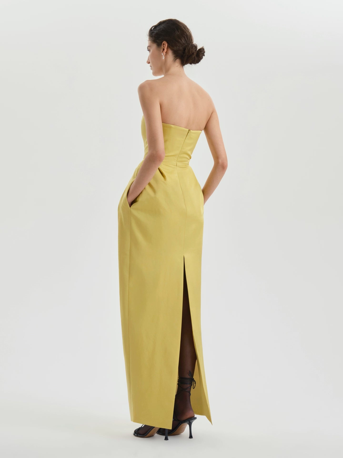 AFLALO Alune Dress in Wool Silk – Citron - Model Back