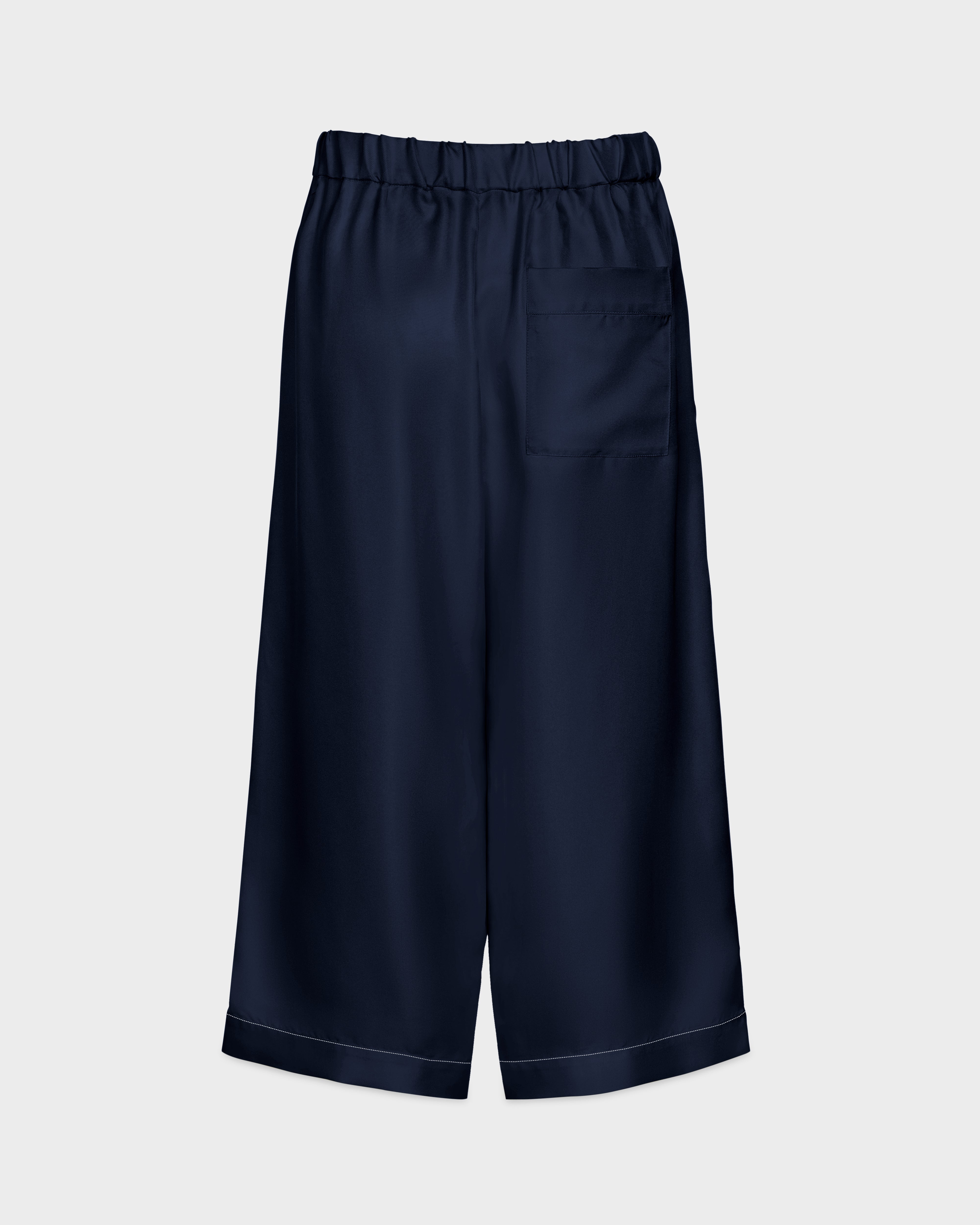 Sanler Short in Silk