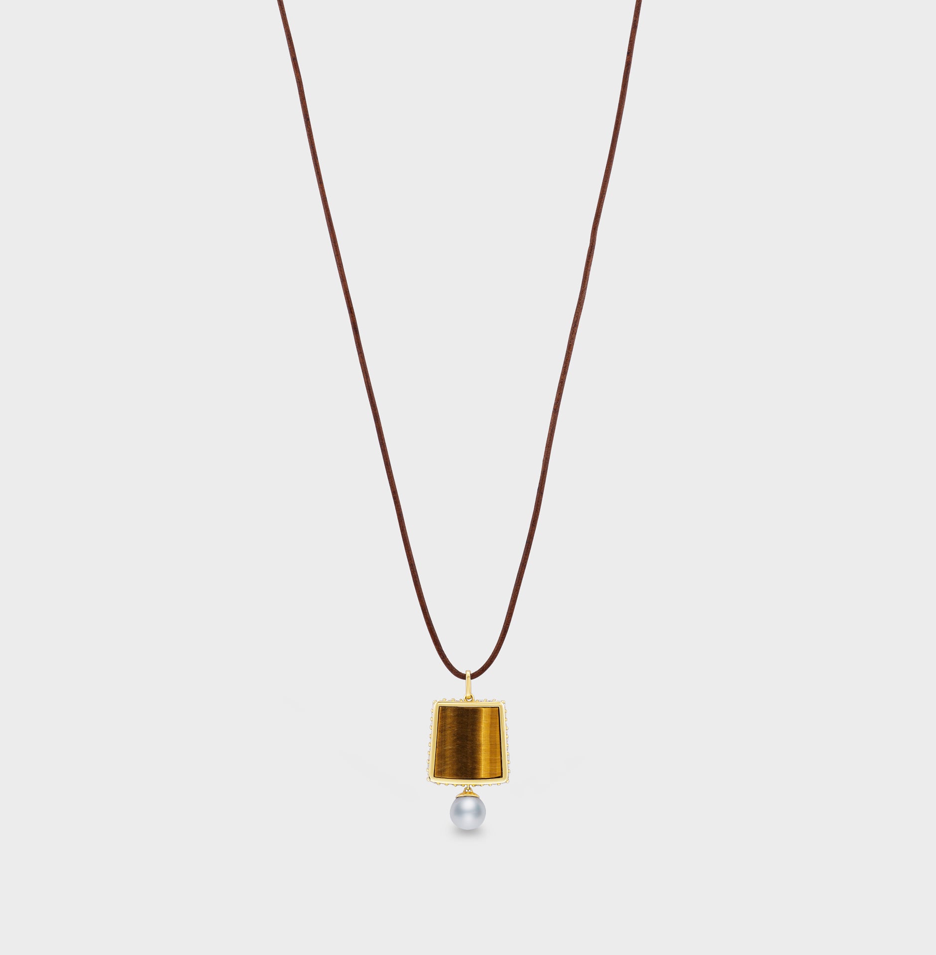 Lone Tile Pendant Necklace in Gold